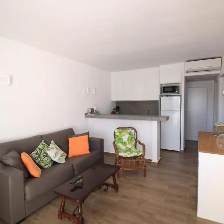 Apartamento Denia, 2 Dormitorios, 4 Personas - Es-262-31 Denia